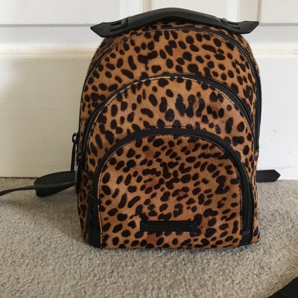 Kendall & Kylie Handbags - NWOT Kendall + Kylie small leopard it’s backpack